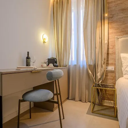 Kostela Luxury