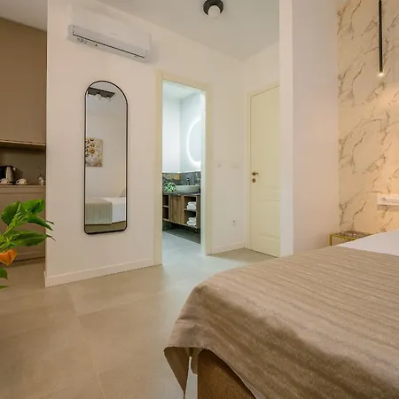 بيت ضيافة Kostela Luxury 4*