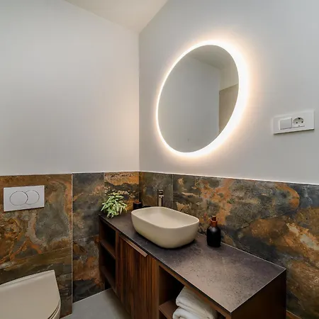 Kostela Luxury Πανσιόν 4*