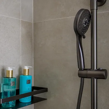 Πανσιόν Kostela Luxury