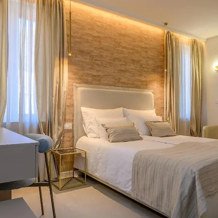 Kostela Luxury Πανσιόν