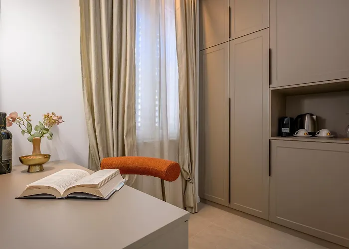 Kostela Luxury 게스트하우스 4*